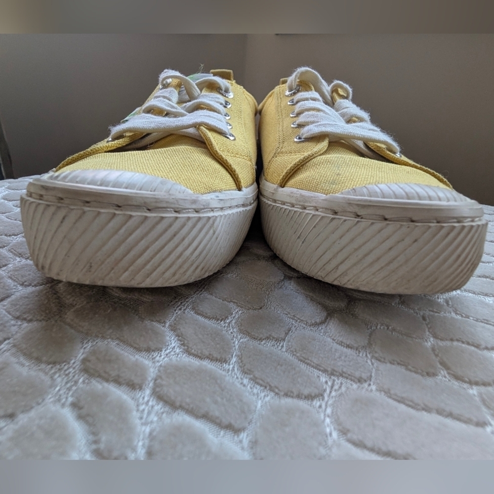 Cariuma OCA Low Platform Sneaker Yellow Canvas White Women's Shoe Size 8 - Picture 9 of 11